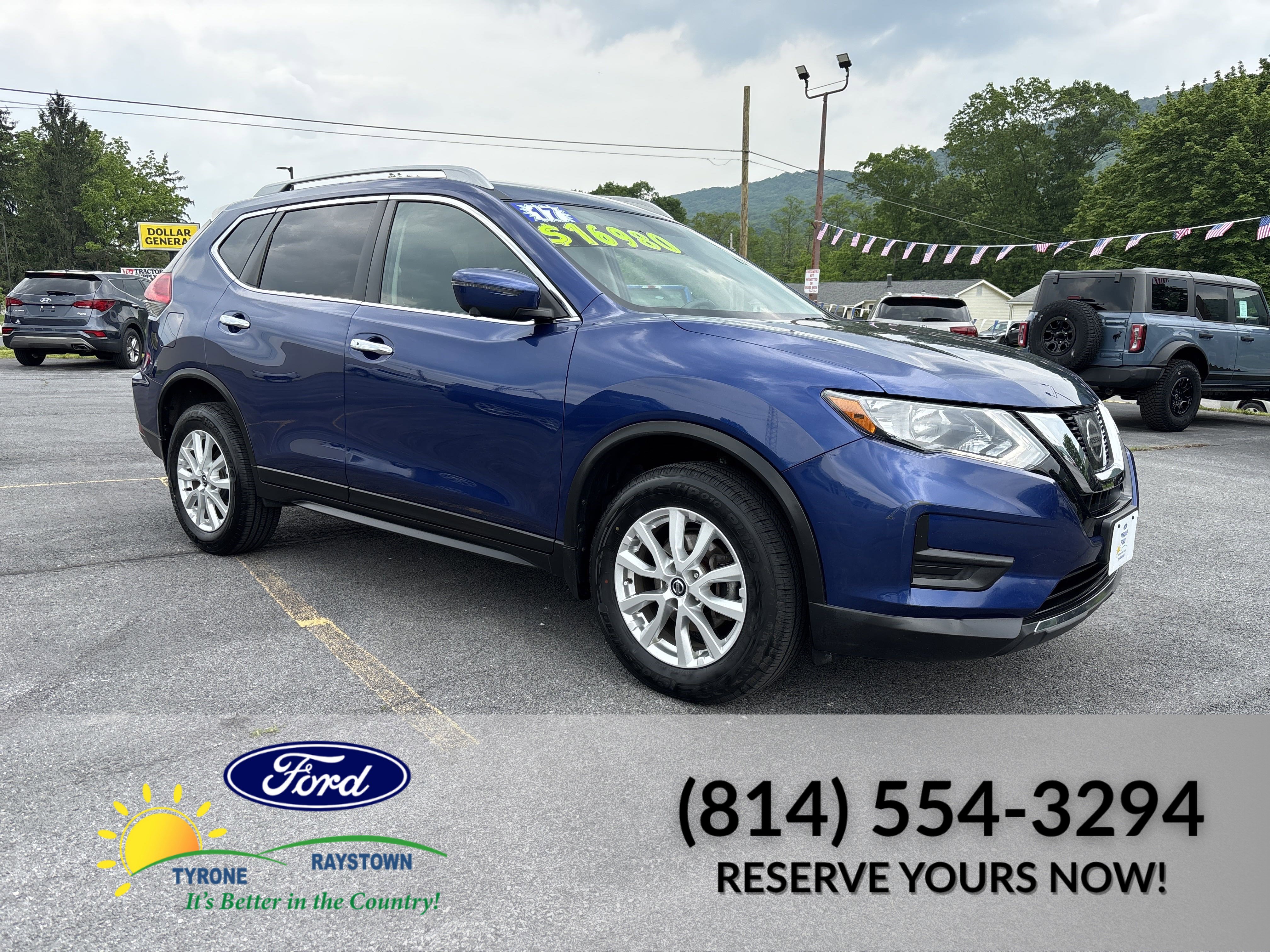Used 2017 Nissan Rogue SV with VIN 5N1AT2MVXHC878957 for sale in Tyrone, PA