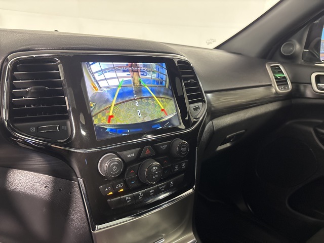 2020 Jeep Grand Cherokee Altitude photo 11