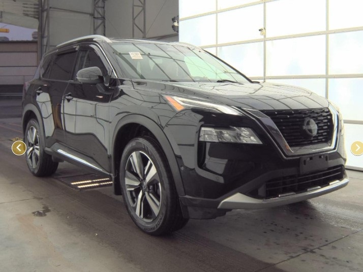 2023 Nissan Rogue Platinum's photo
