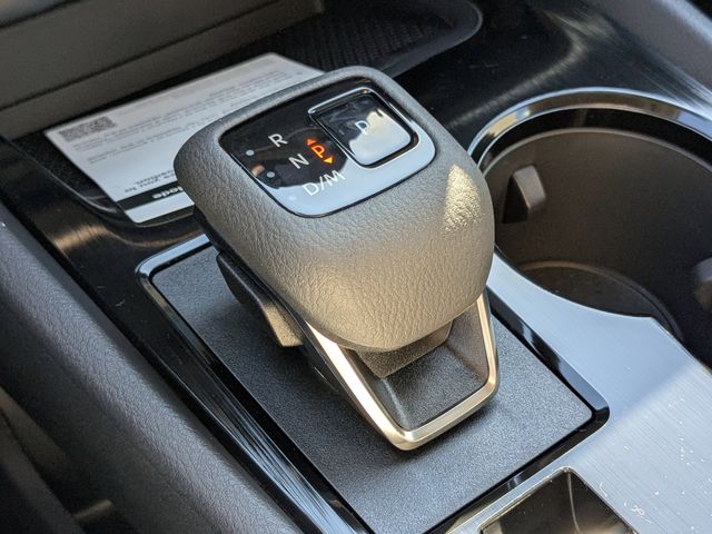 2026 Nissan Rogue SV photo 21