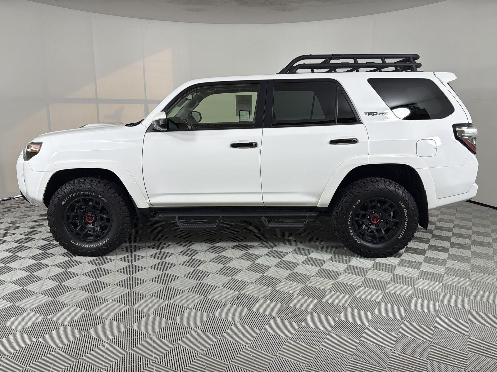 2022 Toyota 4Runner TRD Pro photo 2