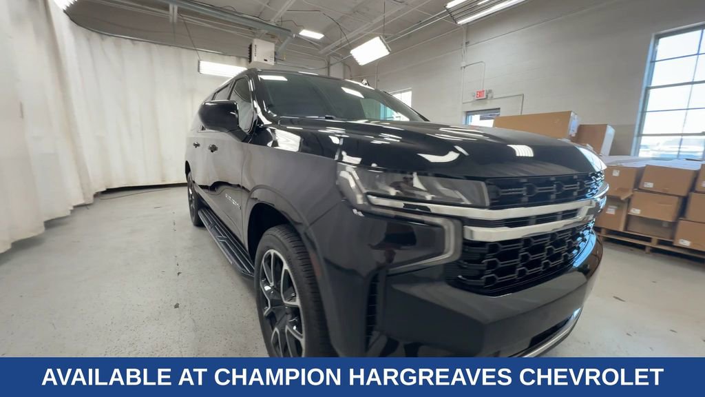 2023 Chevrolet Suburban LS photo 2