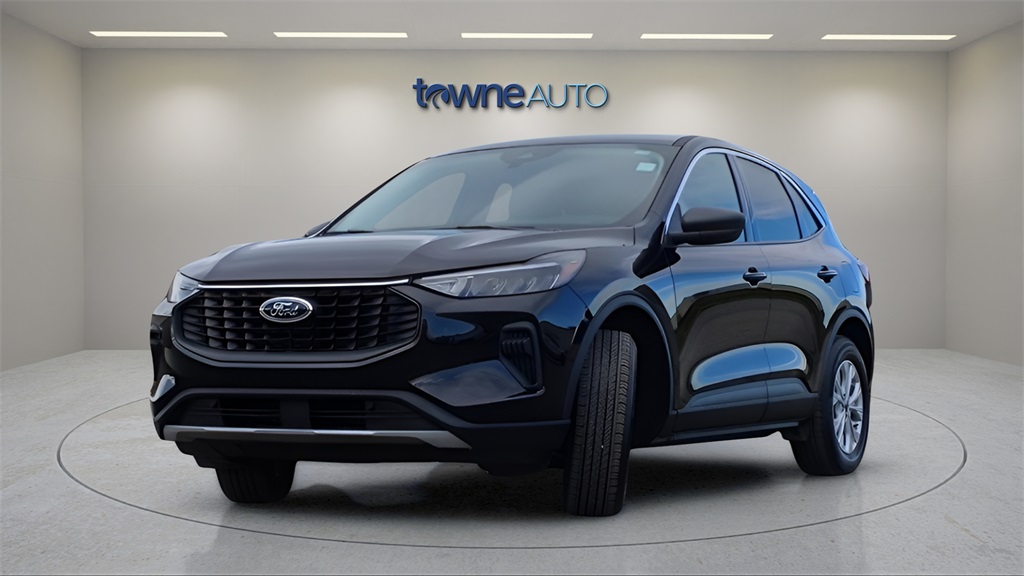 2024 Ford Escape Active's photo