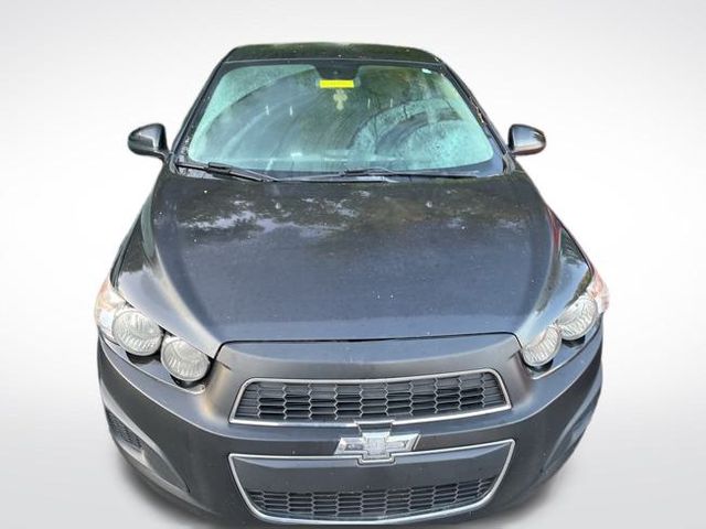 2013 Chevrolet Sonic LT photo 3