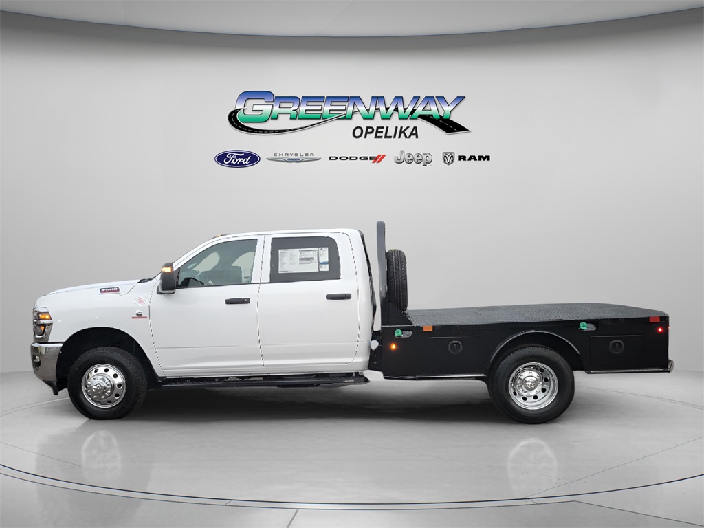 2026 Ram 3500 Tradesman photo 4