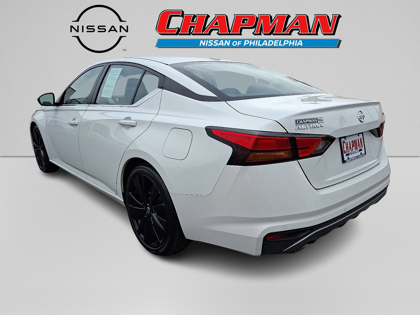 2022 Nissan Altima 2.5 SR photo 3