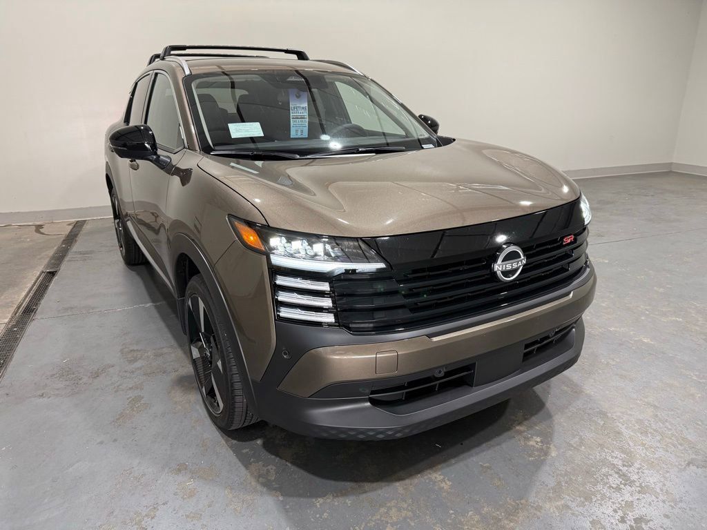 2026 Nissan KICKS SR's photo