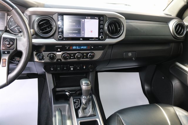 2020 Toyota Tacoma Limited photo 13