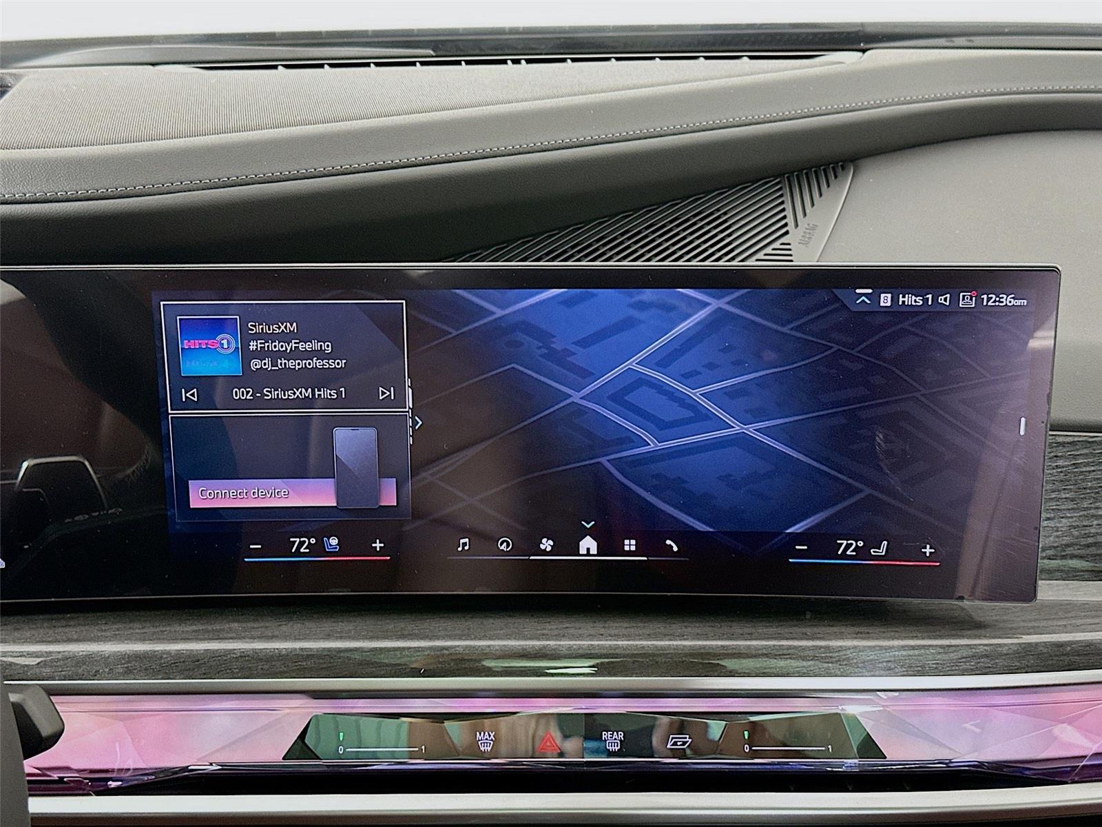 2026 Bmw 750e photo 12