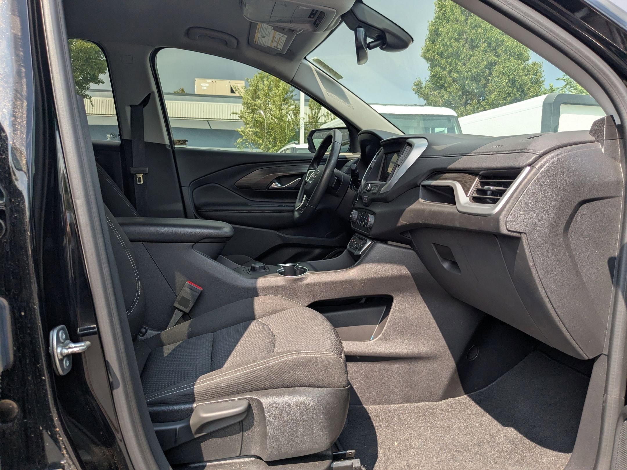 2024 Gmc Terrain SLE photo 22