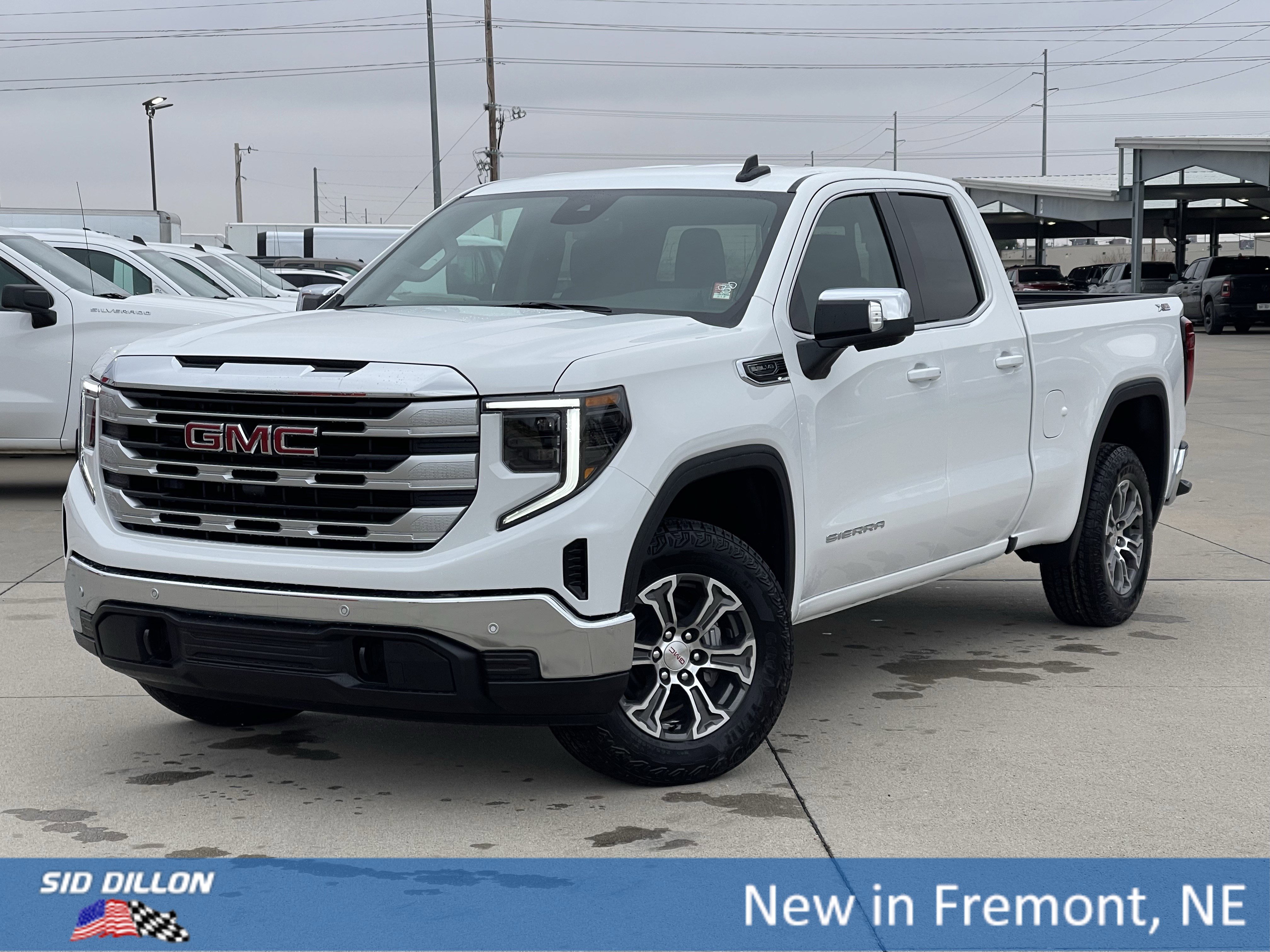 2026 GMC Sierra 1500 SLE's photo