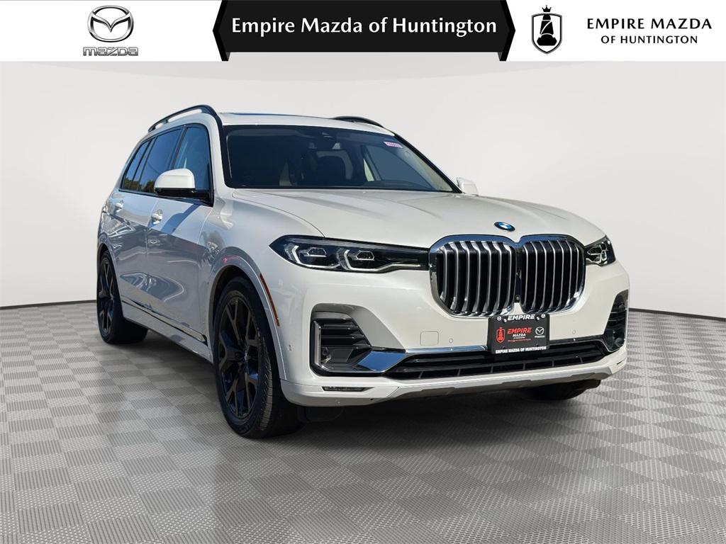 2022 BMW X7 40i