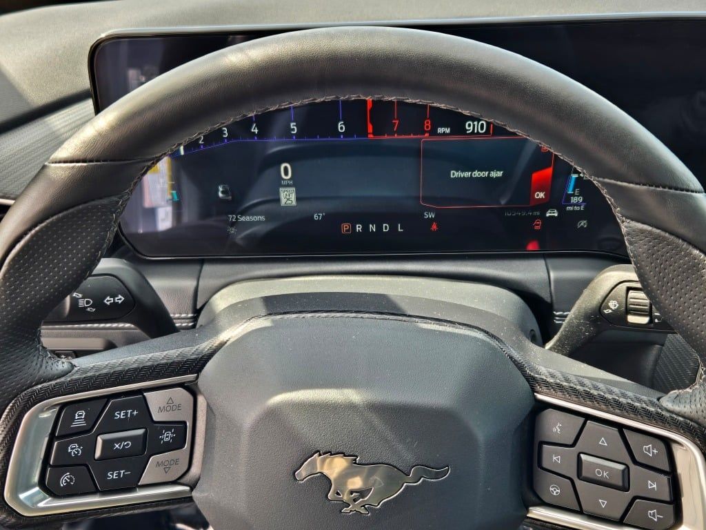 2024 Ford Mustang EcoBoost Premium photo 25