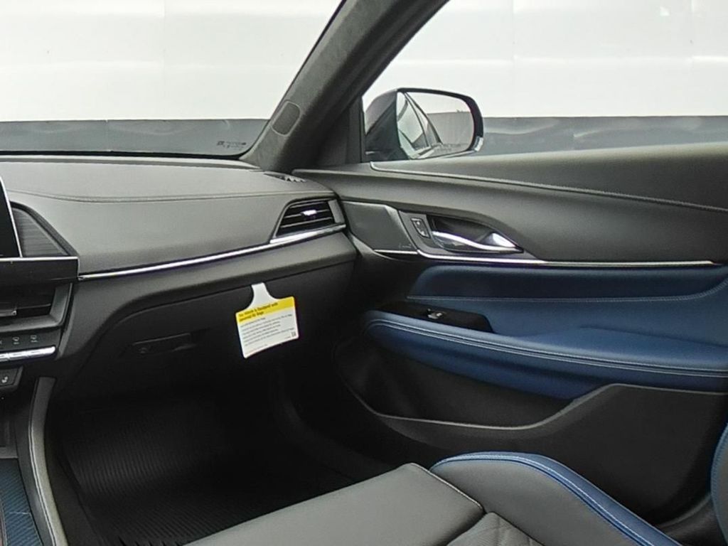 2025 Cadillac CT4 Blackwing photo 10