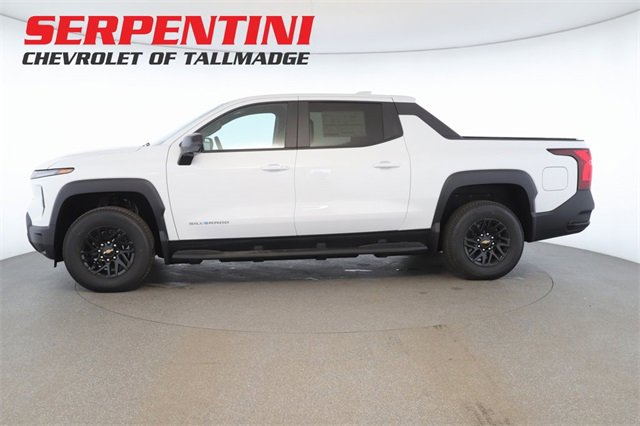 2024 Chevrolet Silverado EV Work Truck photo 2
