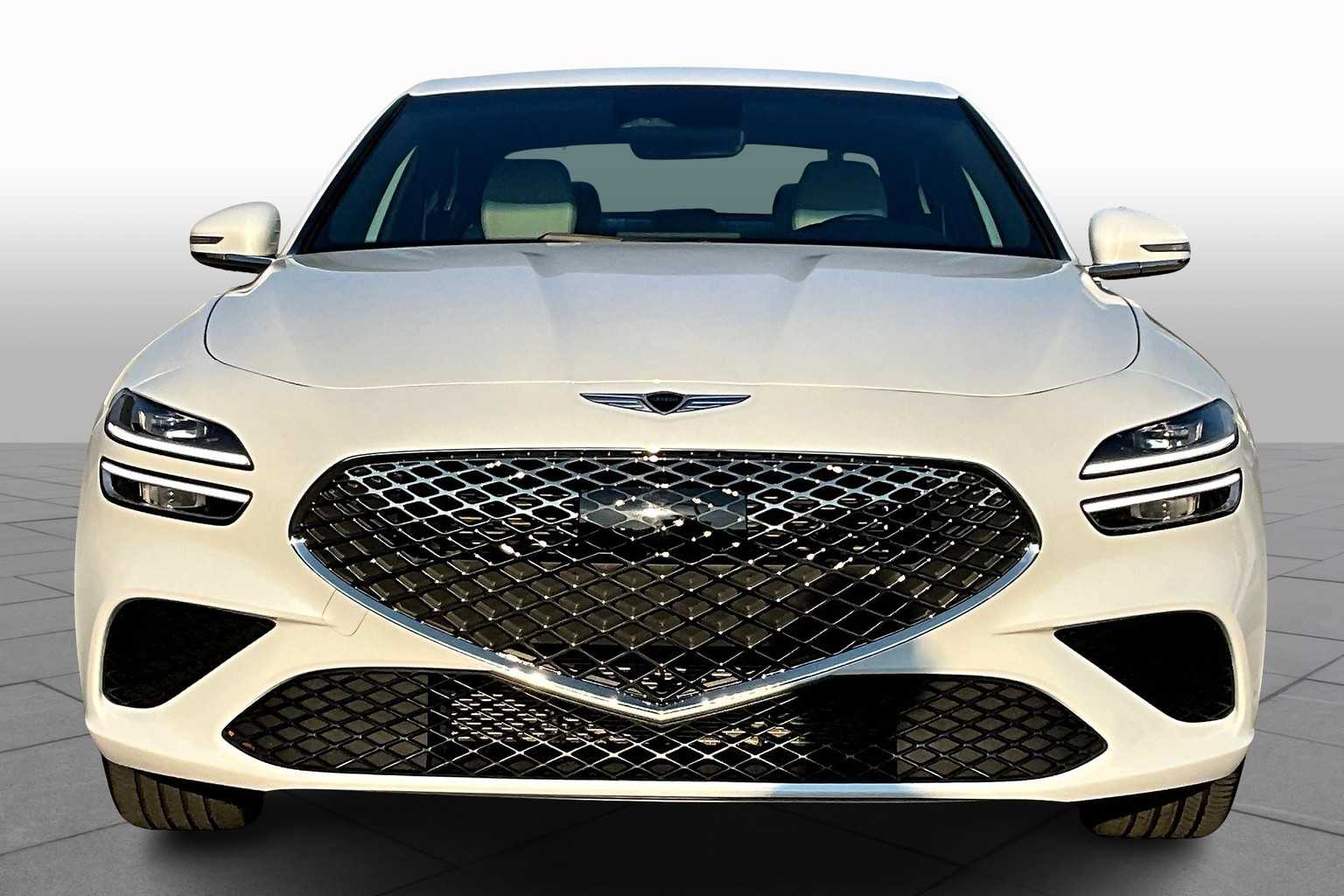 2025 Genesis G70 2.5T photo 3