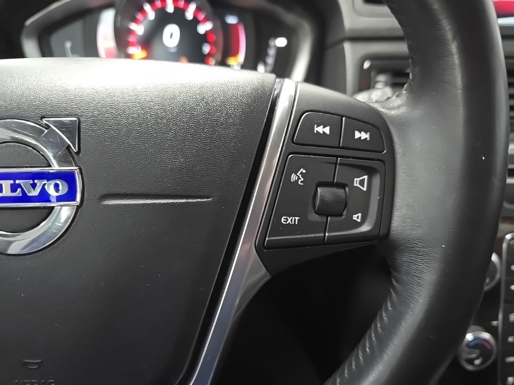 2016 Volvo XC70 T5 Premier photo 20