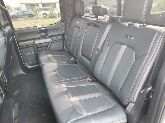 2022 Ford F-450 photo 28