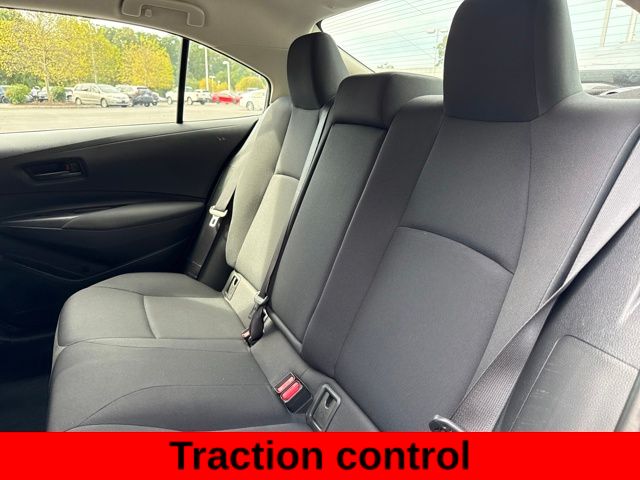 2022 Toyota Corolla LE photo 13