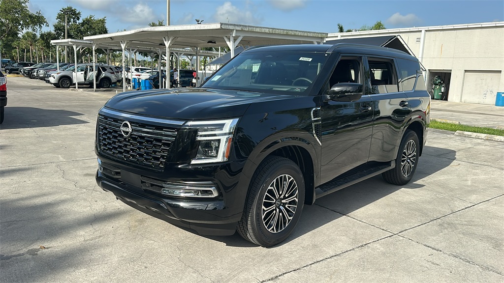 2025 Nissan Armada SL photo 3