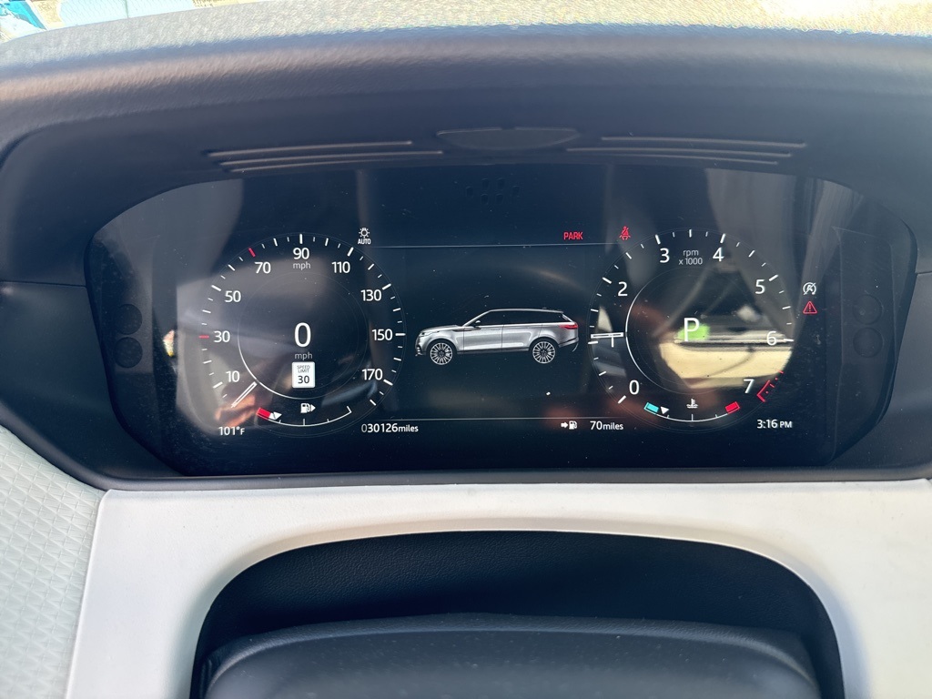 2023 Land Rover Range Rover Velar R-Dynamic S photo 15