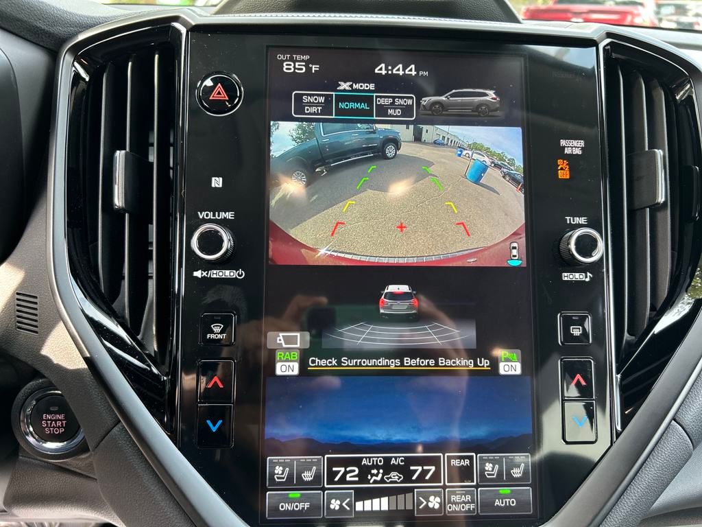 2025 Subaru Ascent Onyx Edition Touring photo 18
