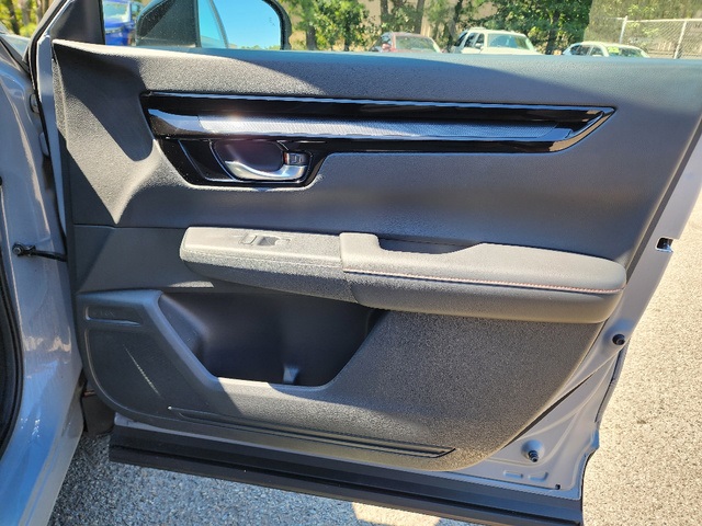 2023 Honda CR-V Hybrid Sport Touring photo 9