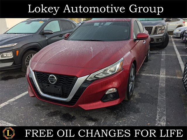 2021 Nissan Altima SL's photo