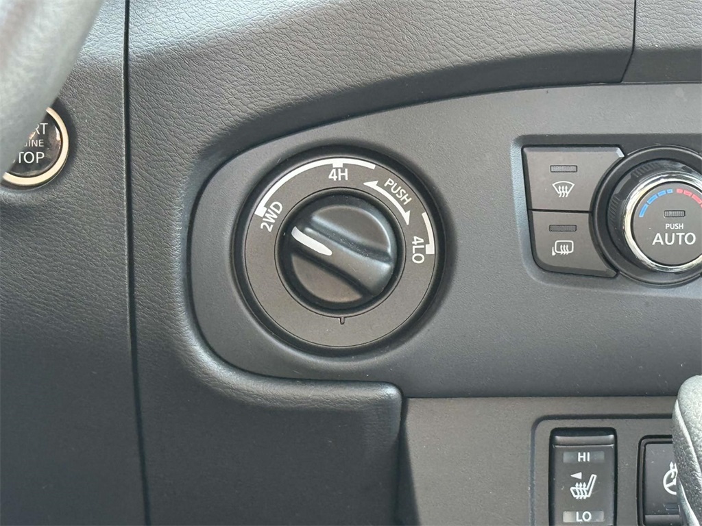 2023 Nissan Frontier PRO-4X photo 20