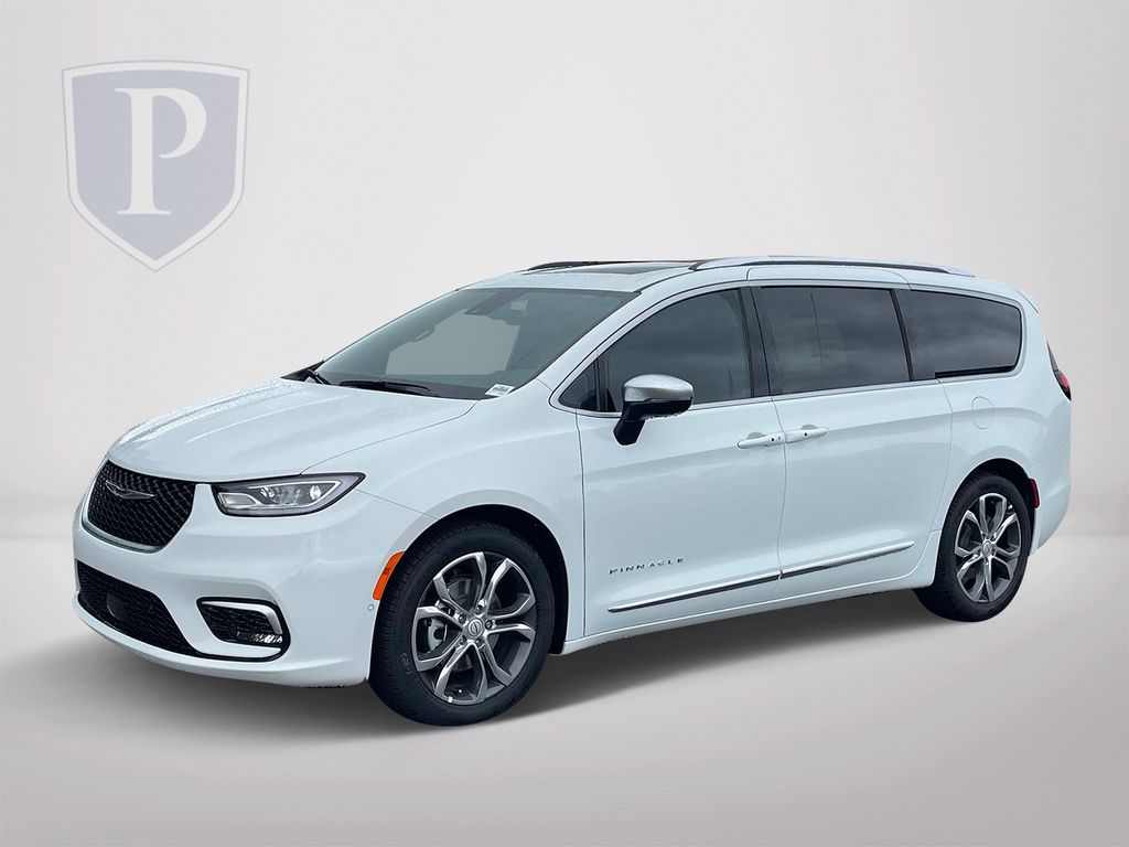 2026 Chrysler Pacifica Pinnacle photo 3