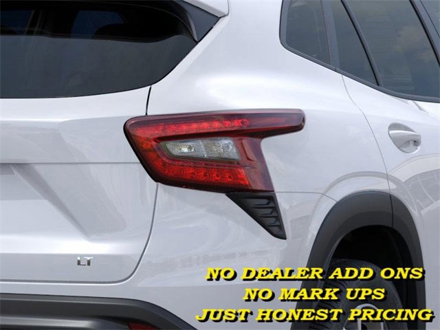 2025 Chevrolet Trax LT photo 10
