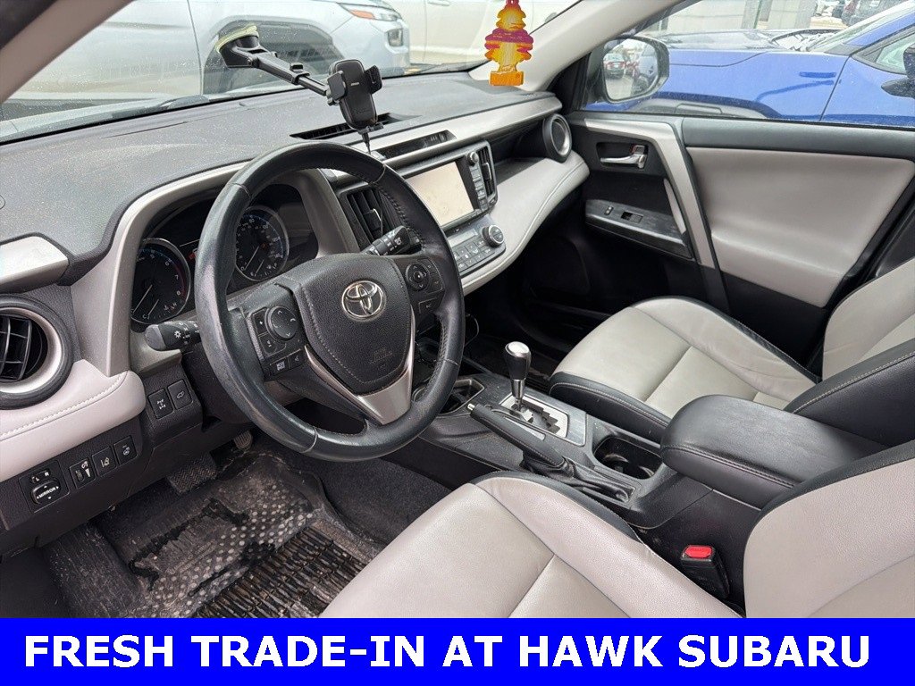 2017 TOYOTA RAV4 - Image 7