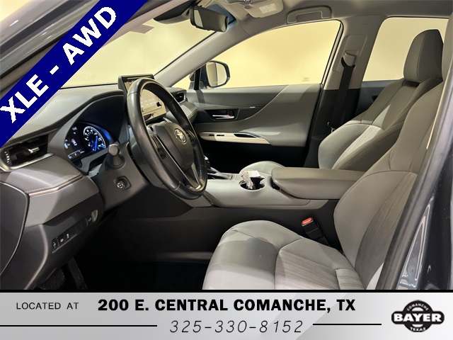 2021 Toyota Venza XLE photo 15