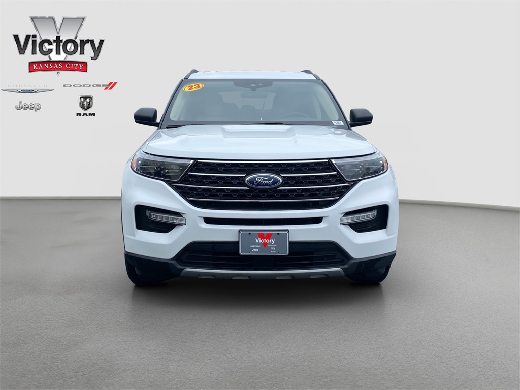 Used 2023 Ford Explorer XLT with VIN 1FMSK8DH0PGB18273 for sale in Kansas City