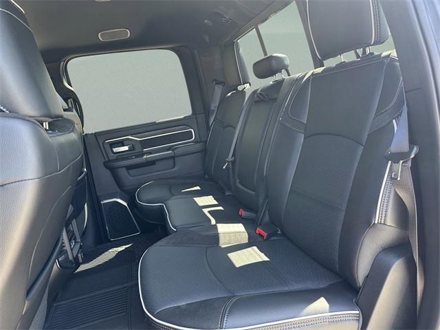 2025 Ram 2500 Laramie photo 29