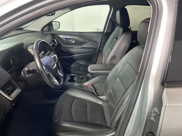 2020 Gmc Terrain SLT photo 2