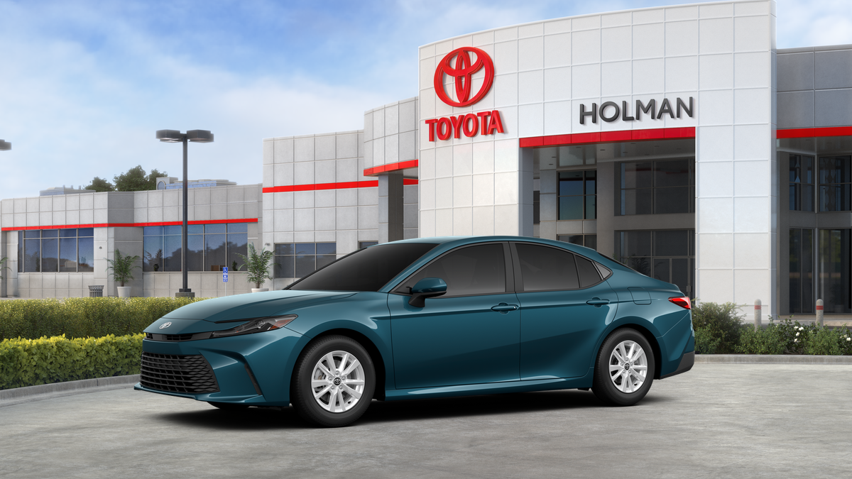 2025 Toyota Camry LE photo 2