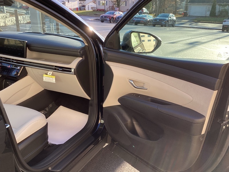 2025 Hyundai Tucson SEL Convenience photo 20
