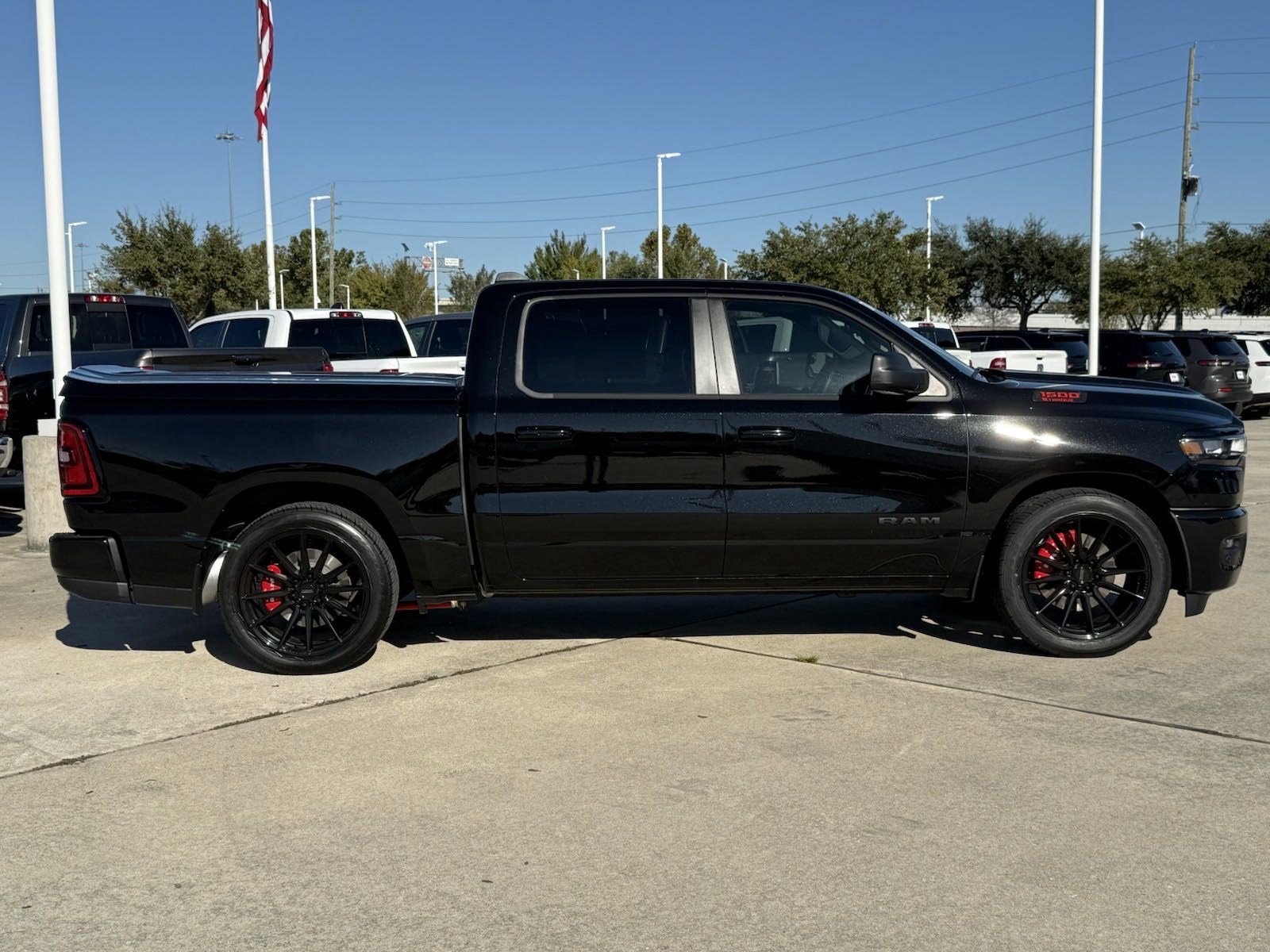2025 Ram 1500 Tradesman photo 4