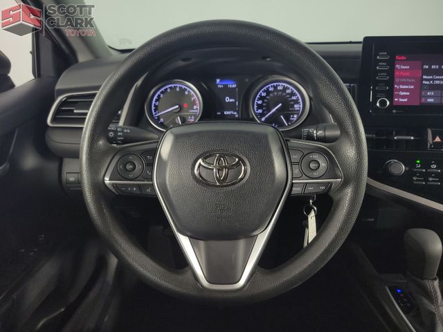2021 Toyota Camry LE photo 18