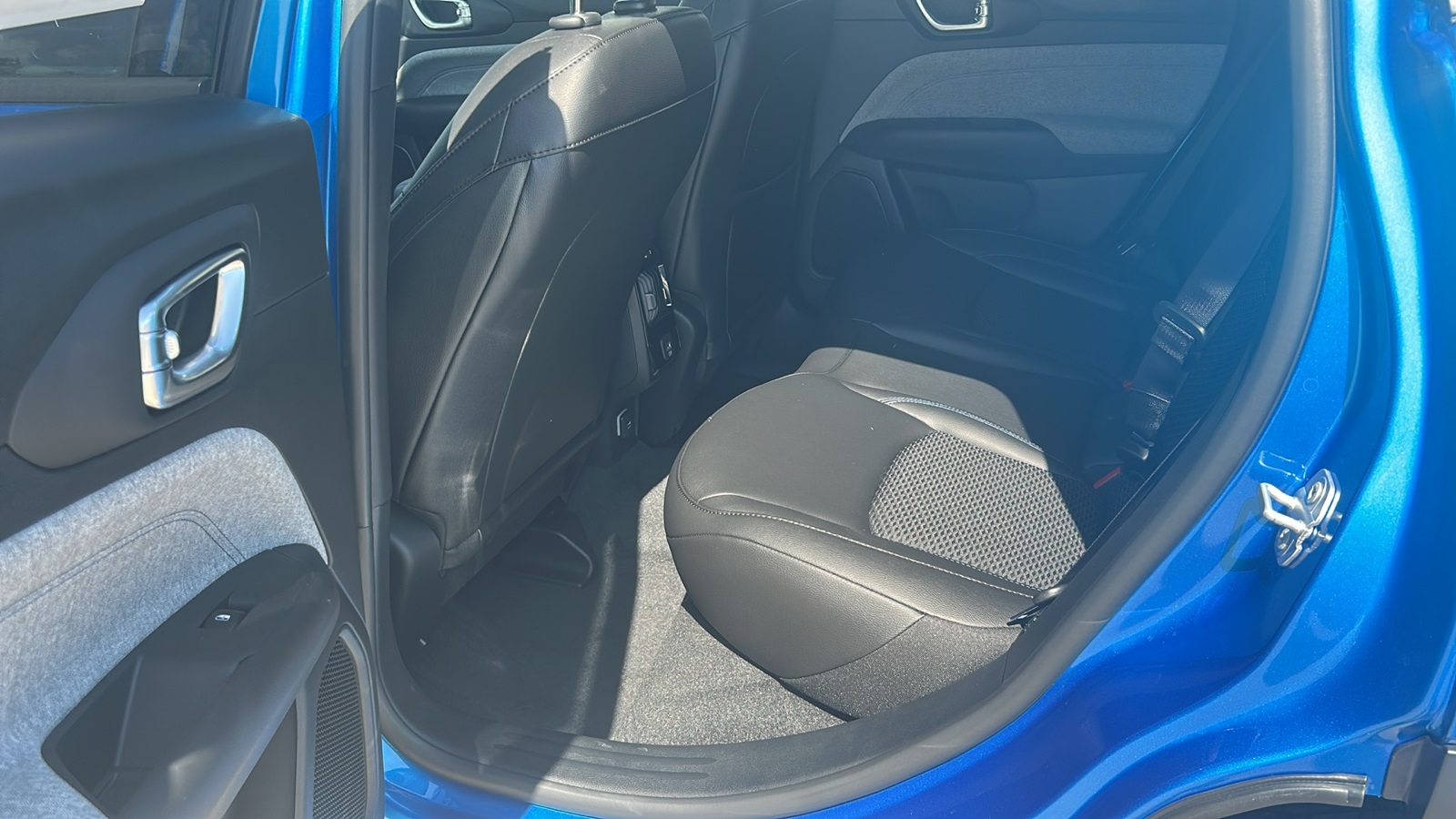 2025 Jeep Compass Latitude photo 23