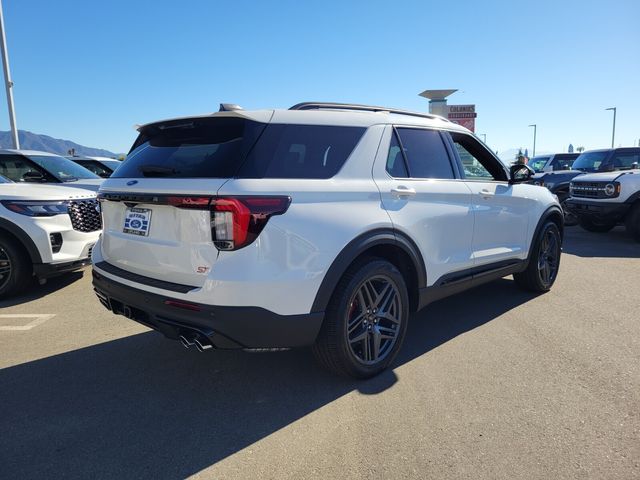 2026 Ford Explorer ST photo 4