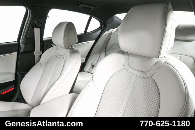 2025 Genesis G70 2.5T photo 5