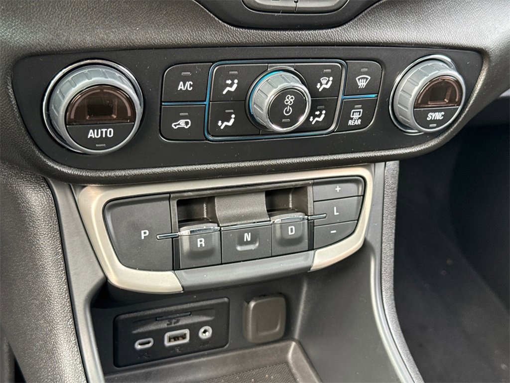 2024 Gmc Terrain Denali photo 8