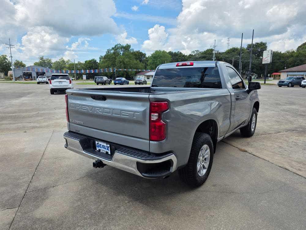 2024 Chevrolet Silverado 1500 Work Truck photo 5