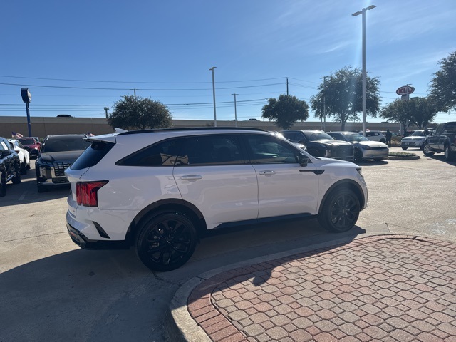 2023 Kia Sorento SX Prestige photo 2