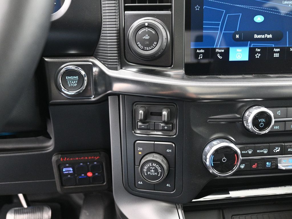 2024 Ford F-150 Lariat photo 15