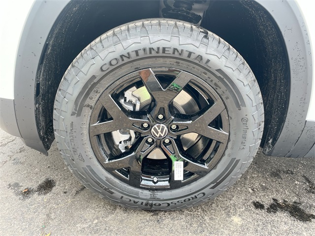 2025 Volkswagen Atlas Peak Edition SE Technology photo 27