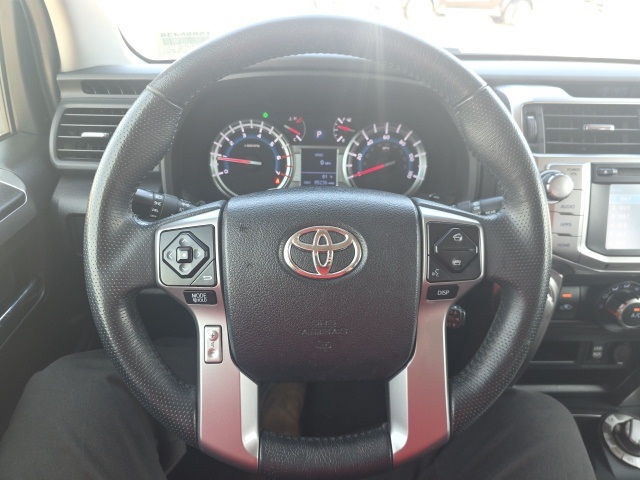 2019 Toyota 4Runner SR5 photo 13