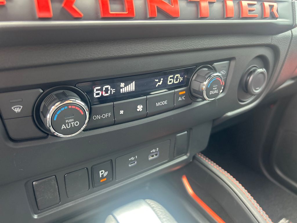 2025 Nissan Frontier PRO-4X photo 34
